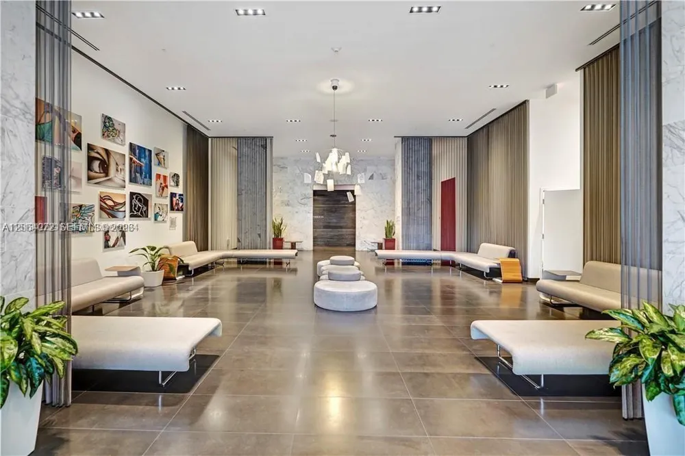 1600 NE 1st Ave #2903 Miami, FL 33132