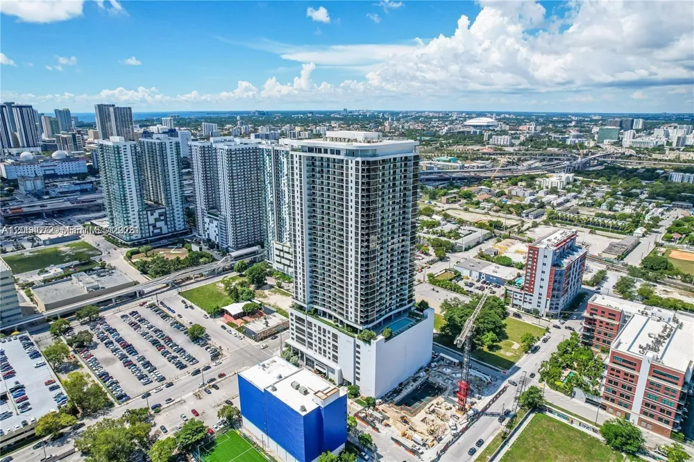 1600 NE 1st Ave #2903 Miami, FL 33132