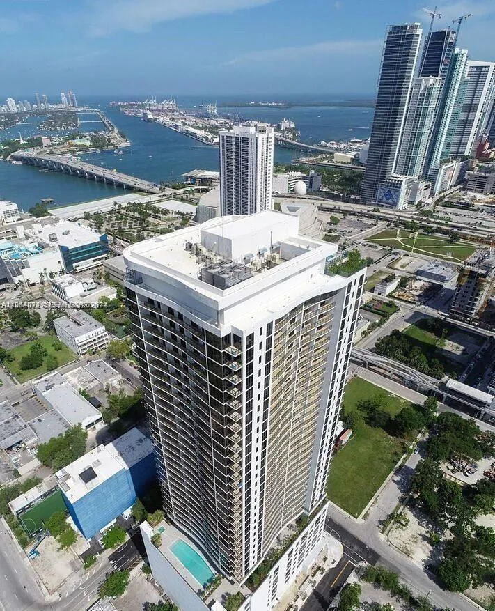 1600 NE 1st Ave #2903 Miami, FL 33132