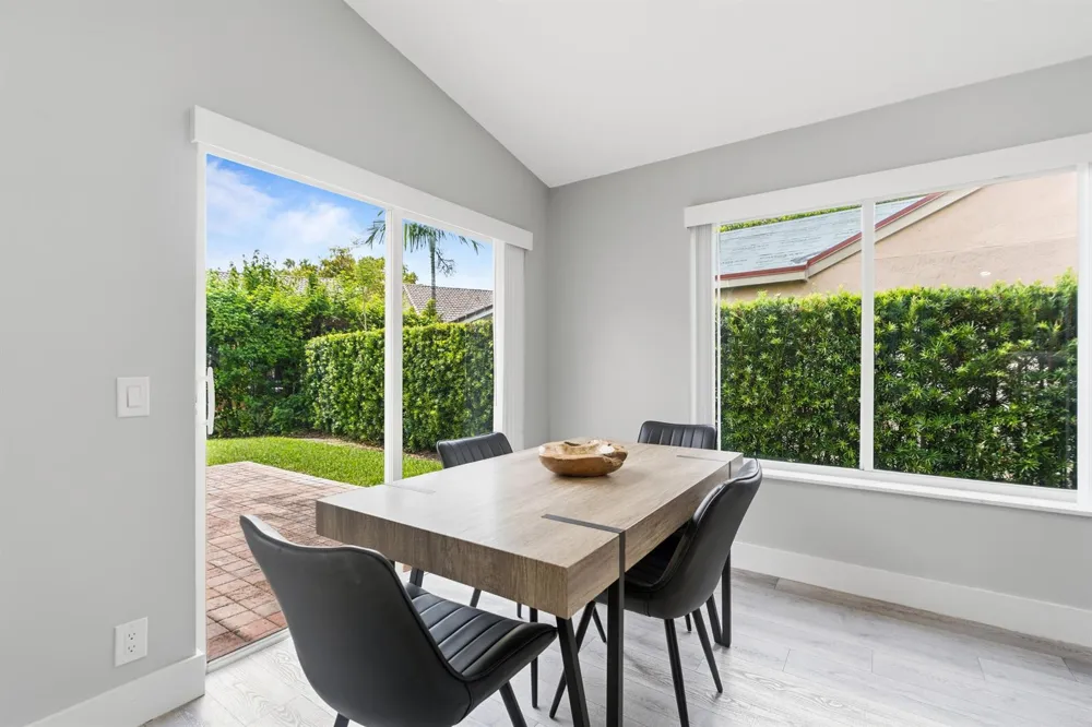 4217 Cherrywood Court Weston, FL 33331