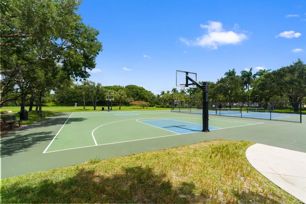 4217 Cherrywood Court Weston, FL 33331