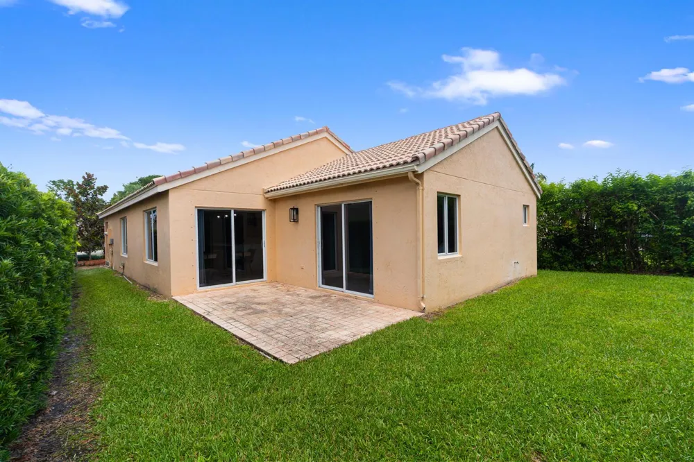 4217 Cherrywood Court Weston, FL 33331