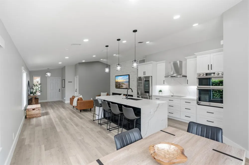 4217 Cherrywood Court Weston, FL 33331
