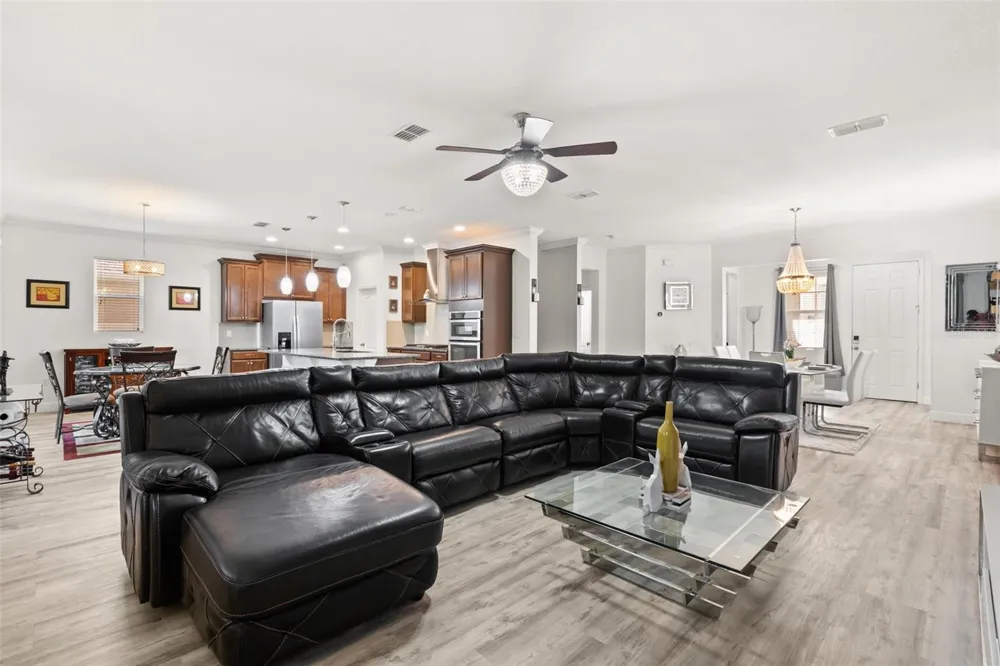 1452 SOURWOOD DRIVE Ocoee, FL 34761