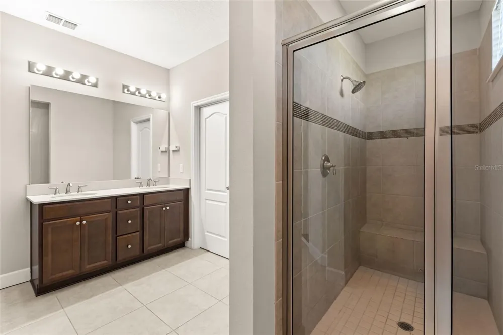1452 SOURWOOD DRIVE Ocoee, FL 34761