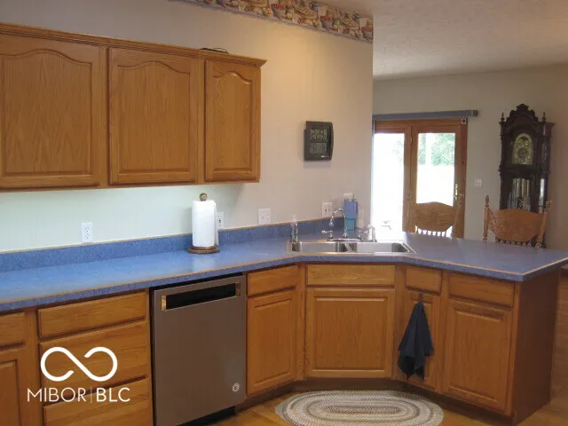 1025 500 W Lebanon, IN 46052