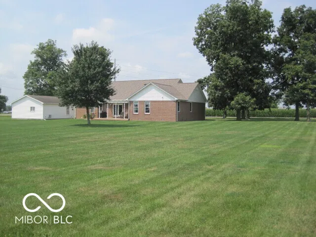1025 500 W Lebanon, IN 46052