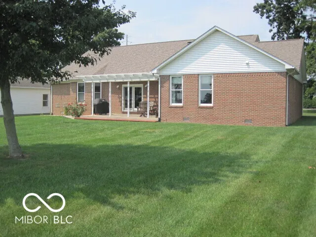 1025 500 W Lebanon, IN 46052