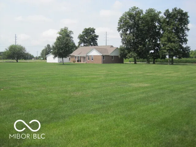 1025 500 W Lebanon, IN 46052