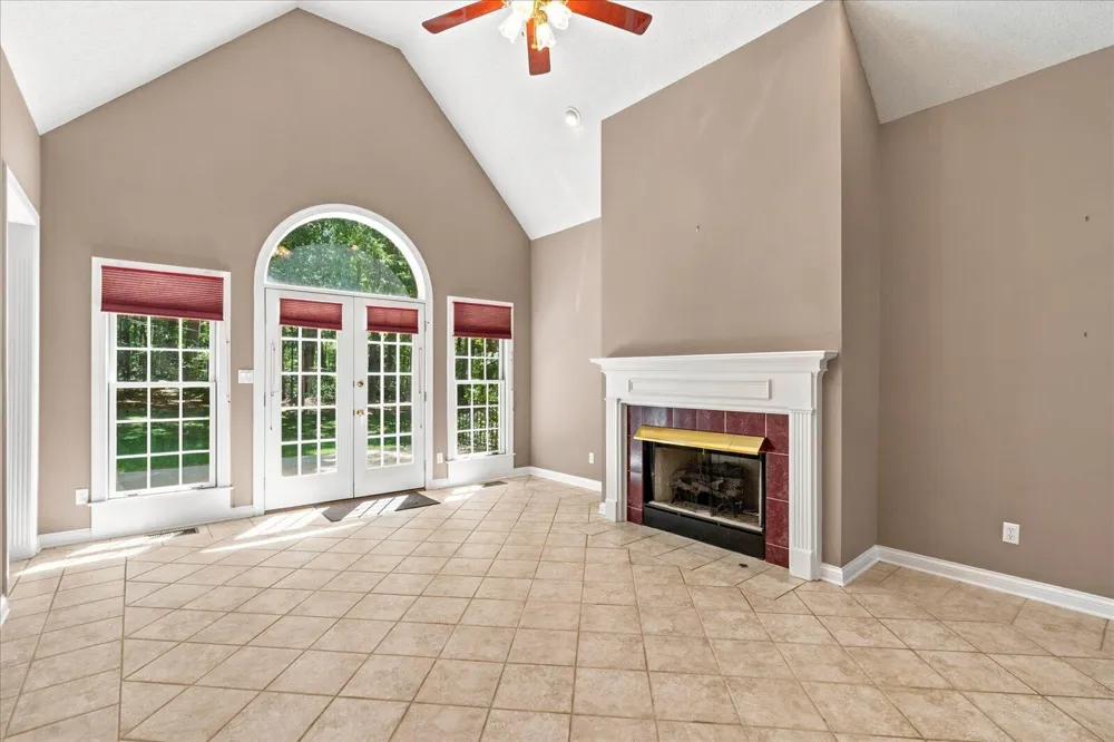 2910 Blue Teal Lane Signal Mountain, TN 37377