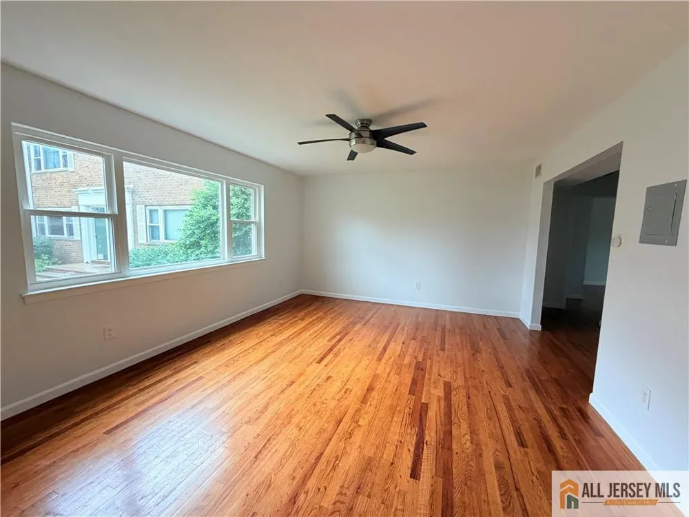 37 Judson Street #10A Edison, NJ 08837