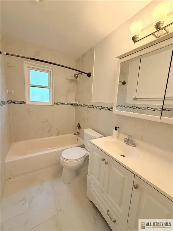 37 Judson Street #10A Edison, NJ 08837