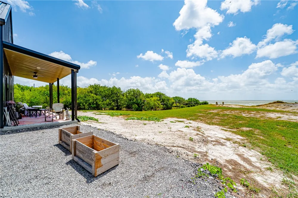 1102 1st Street Bayside, TX 78340