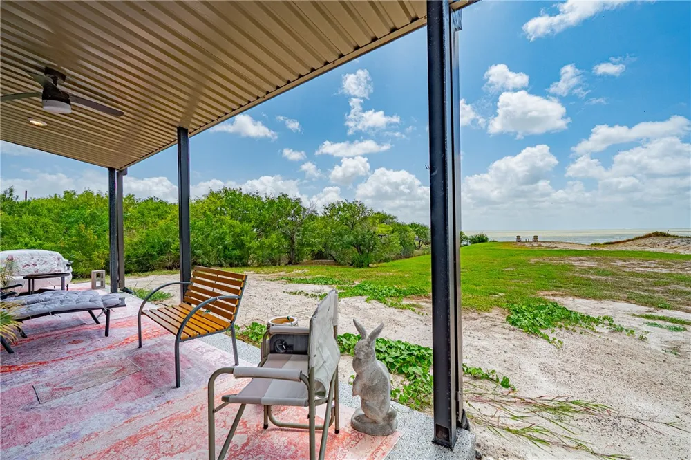 1102 1st Street Bayside, TX 78340