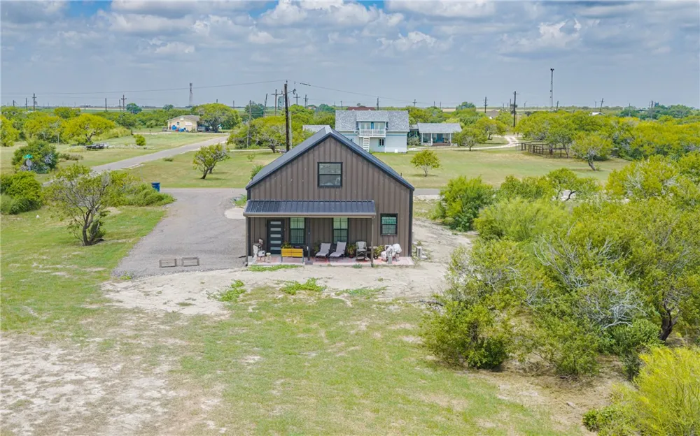 1102 1st Street Bayside, TX 78340