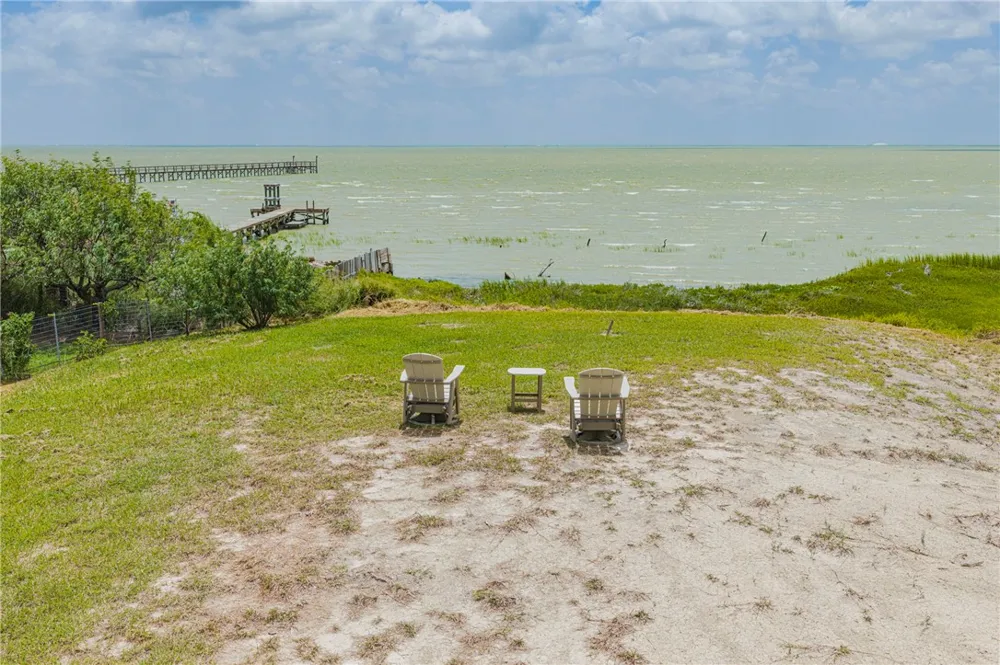 1102 1st Street Bayside, TX 78340
