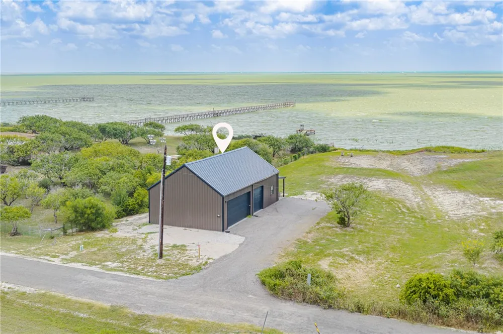 1102 1st Street Bayside, TX 78340