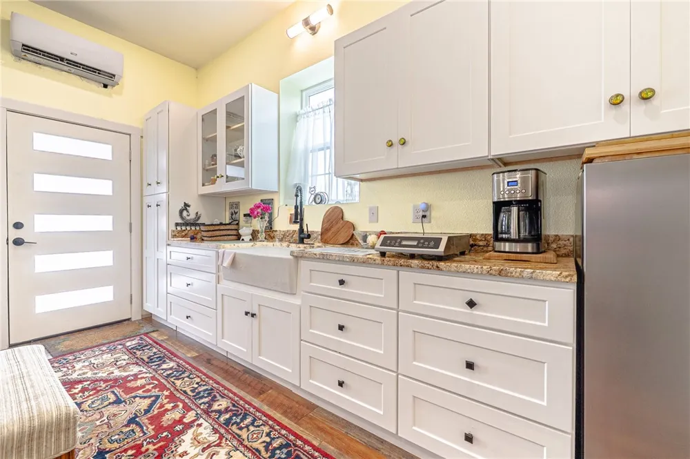 1102 1st Street Bayside, TX 78340