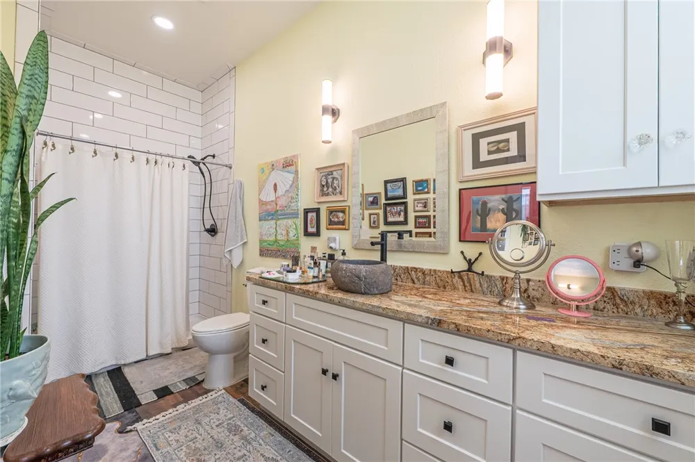 1102 1st Street Bayside, TX 78340