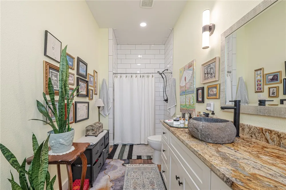 1102 1st Street Bayside, TX 78340