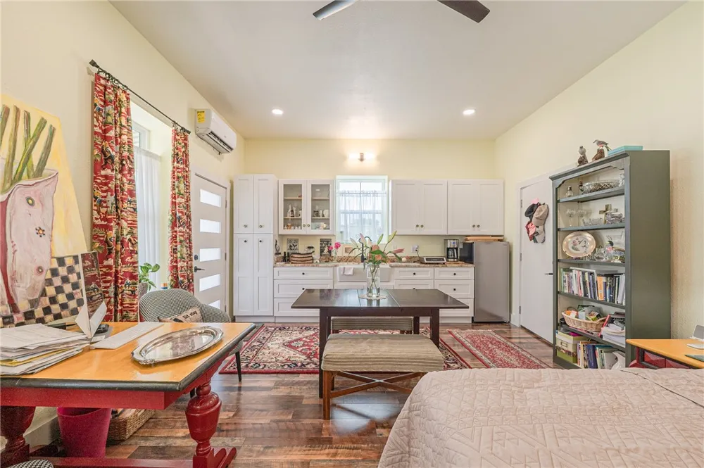 1102 1st Street Bayside, TX 78340