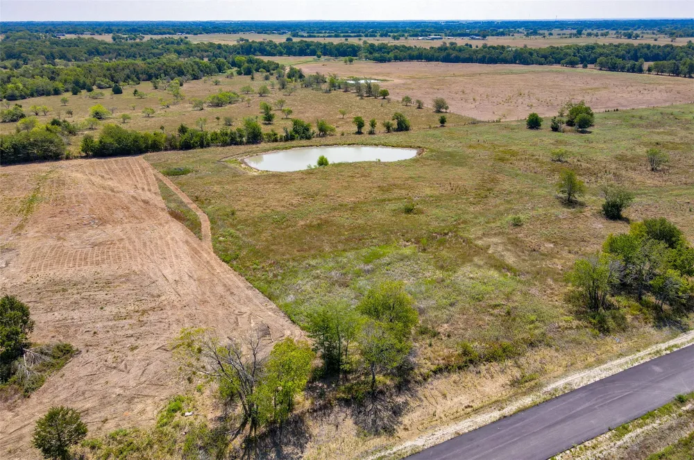 1395 Channing Lane Wills Point, TX 75169