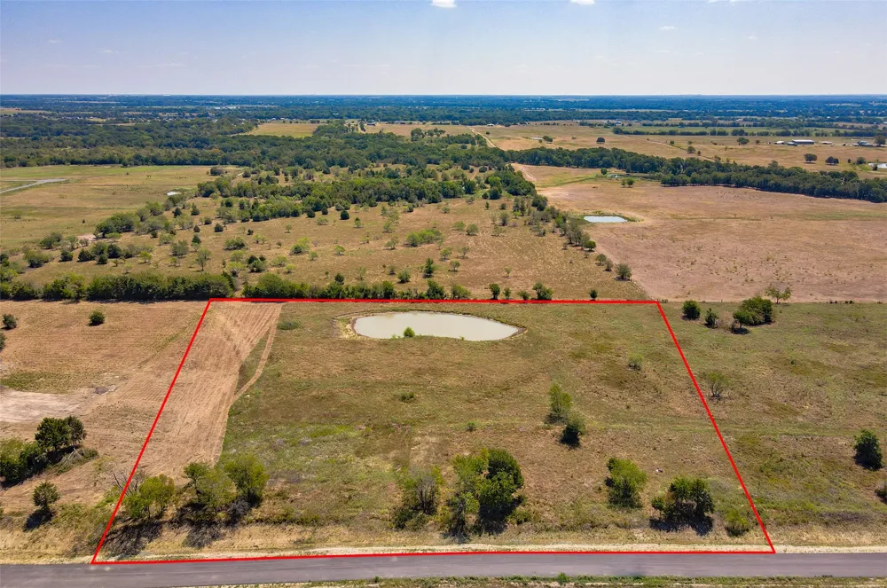 1395 Channing Lane Wills Point, TX 75169
