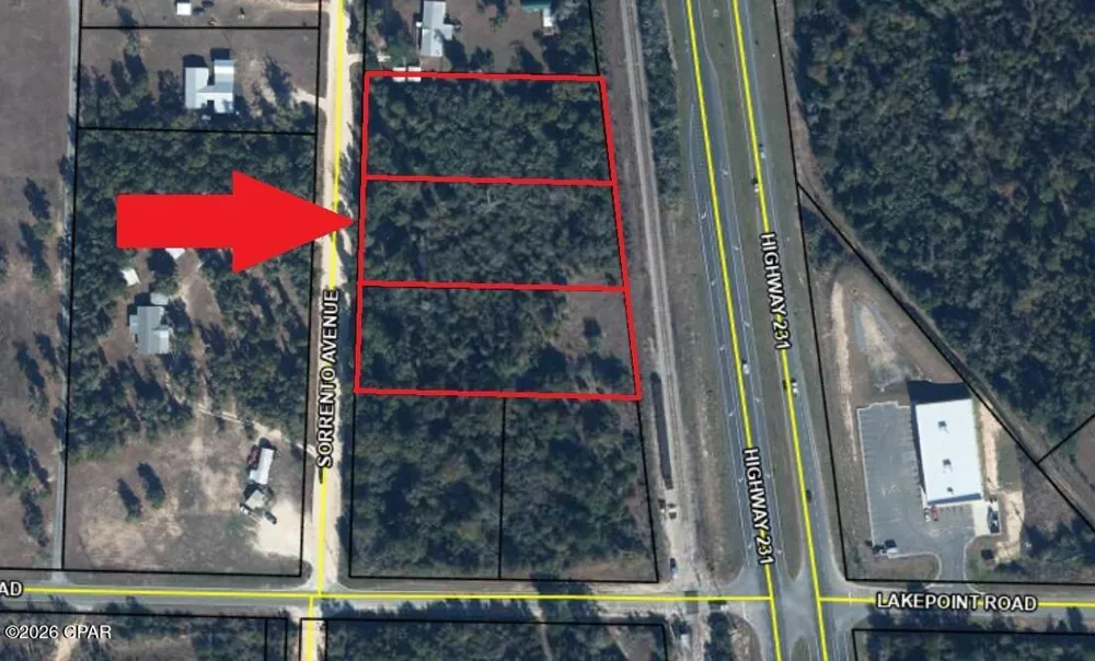 2022 Sorrento Avenue Alford, FL 32420