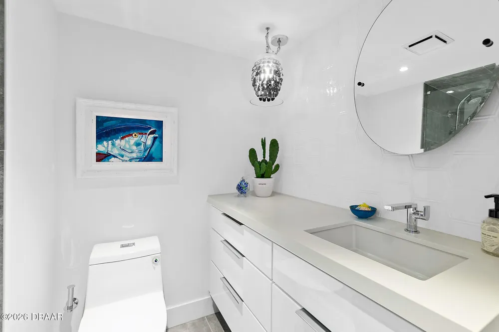 2545 S Atlantic Avenue #104-105 Daytona Beach Shores, FL 32118