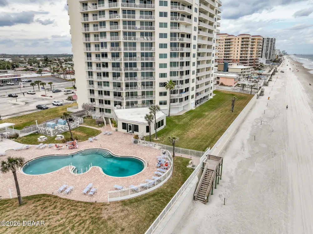 2545 S Atlantic Avenue #104-105 Daytona Beach Shores, FL 32118