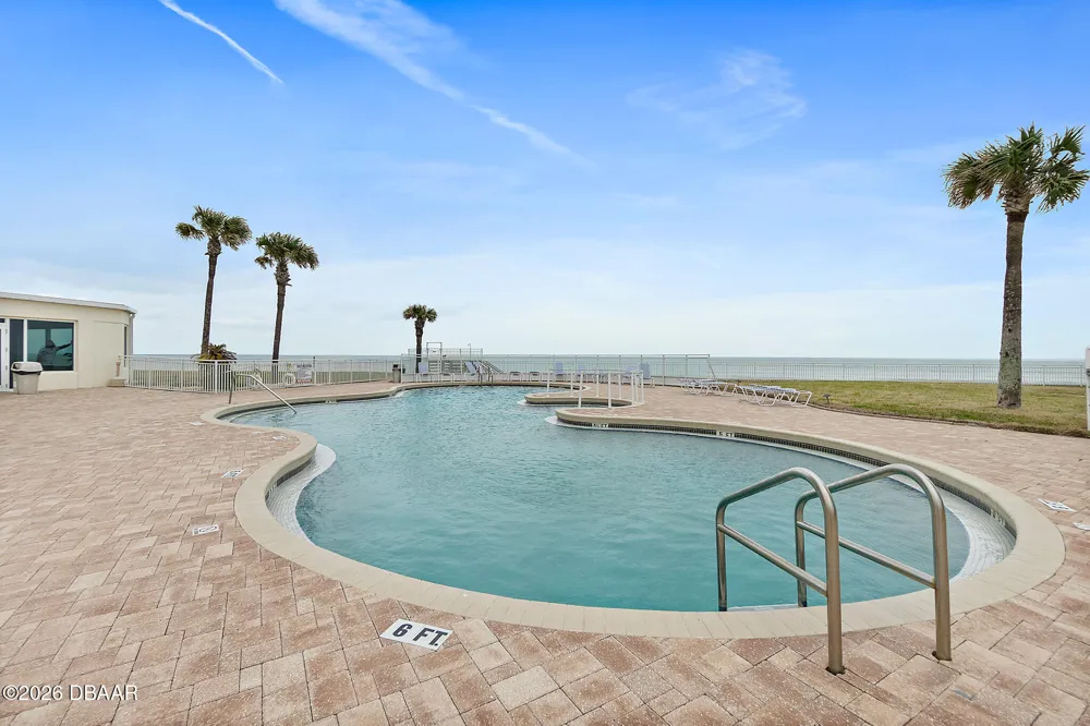 2545 S Atlantic Avenue #104-105 Daytona Beach Shores, FL 32118
