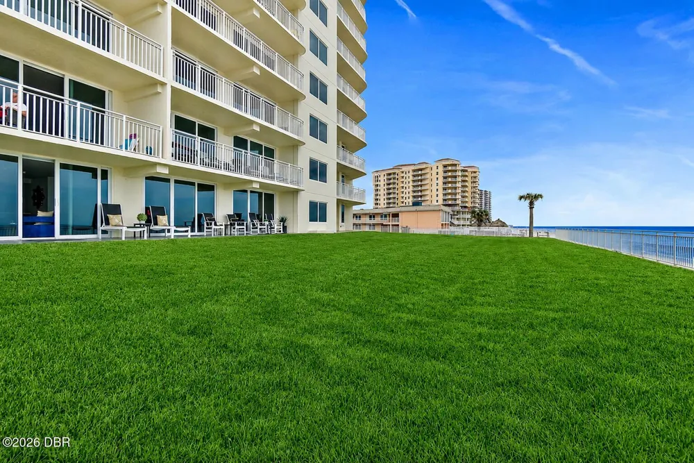 2545 S Atlantic Avenue #104-105 Daytona Beach Shores, FL 32118