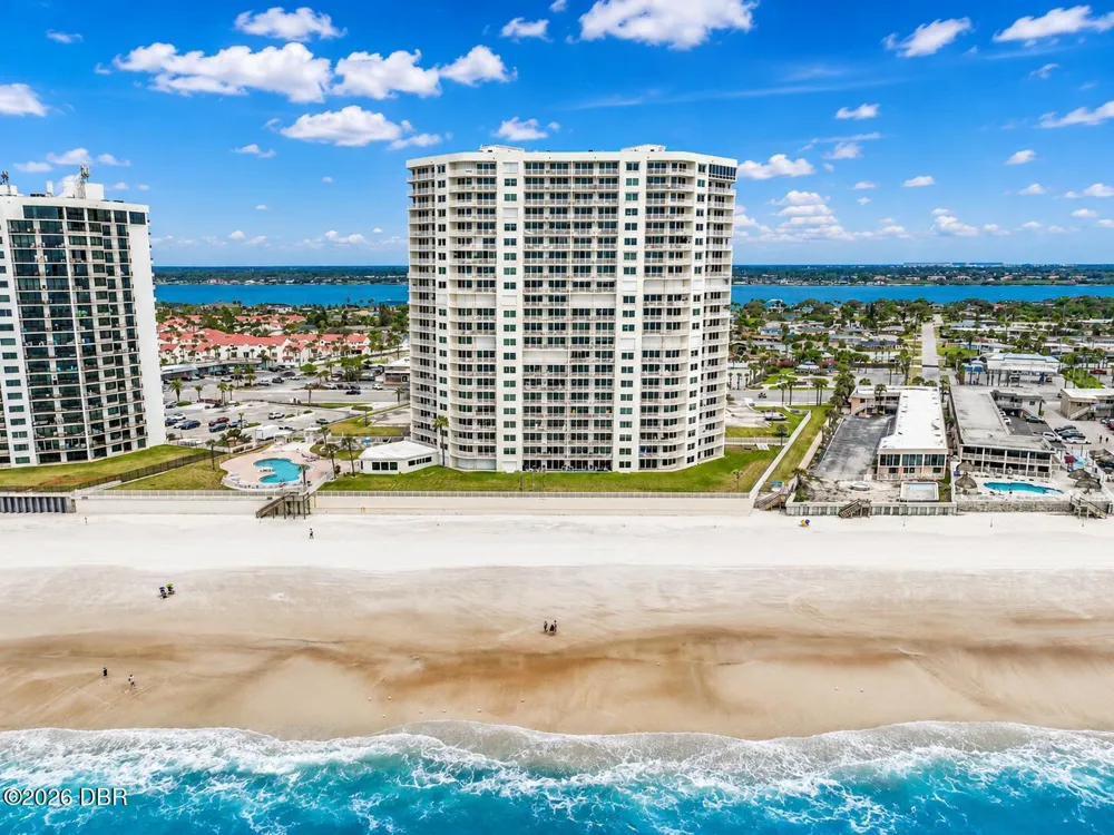 2545 S Atlantic Avenue #104-105 Daytona Beach Shores, FL 32118
