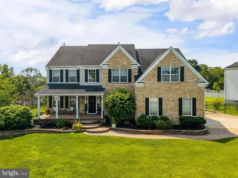 10 TARA DRIVE