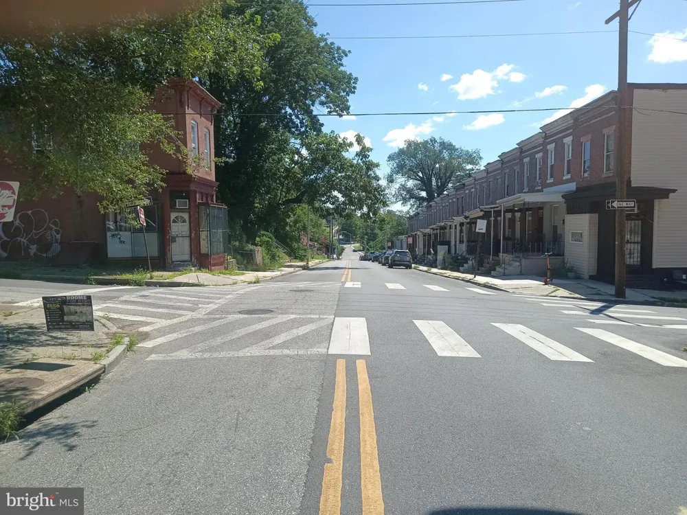 2802 W LAFAYETTE AVENUE Baltimore, MD 21216