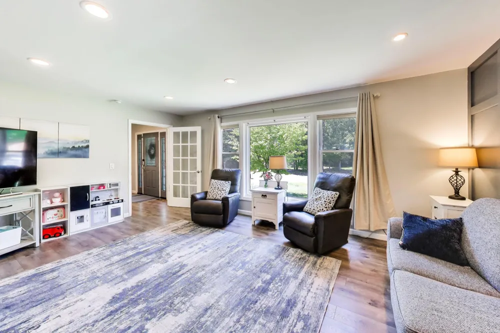 4015 Silver Oaks Drive St. Joseph, MI 49085