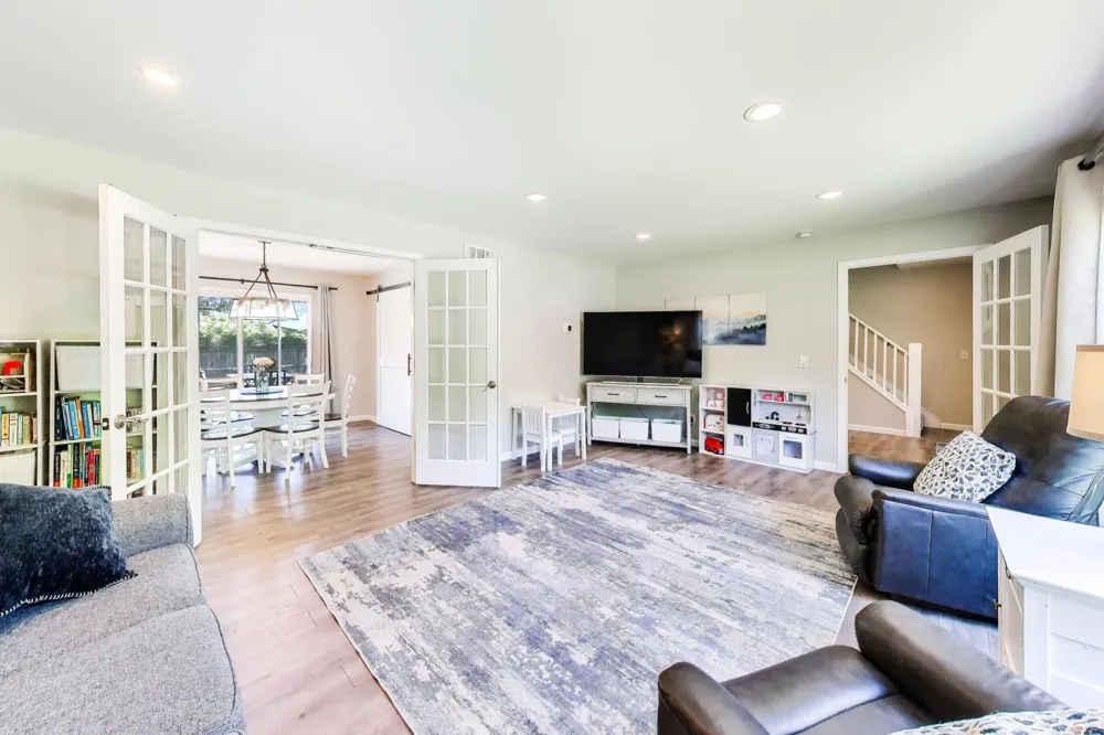 4015 Silver Oaks Drive St. Joseph, MI 49085