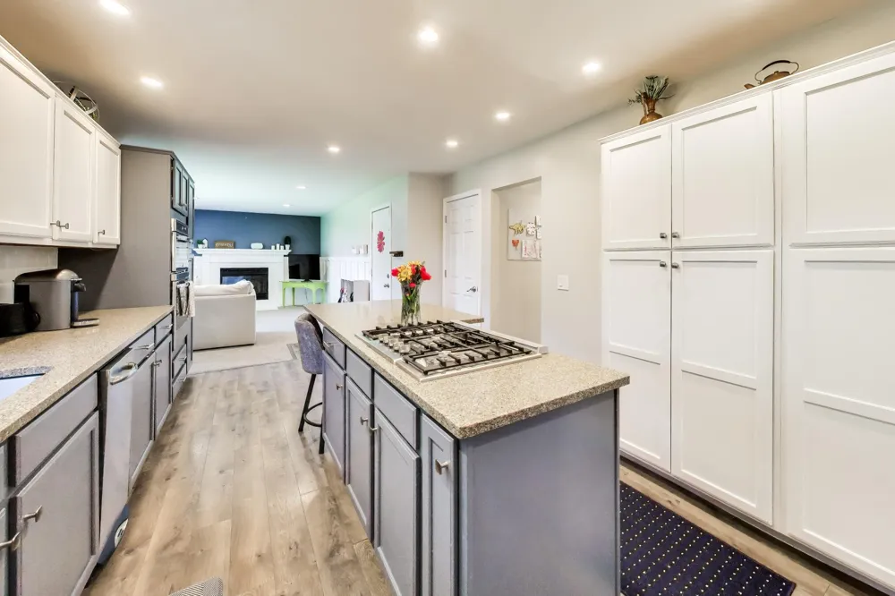 4015 Silver Oaks Drive St. Joseph, MI 49085