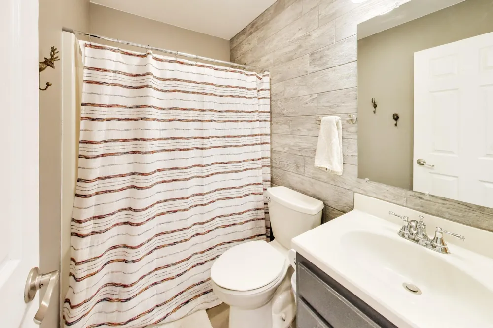 4015 Silver Oaks Drive St. Joseph, MI 49085