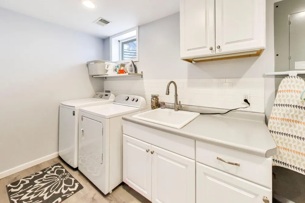 4015 Silver Oaks Drive St. Joseph, MI 49085