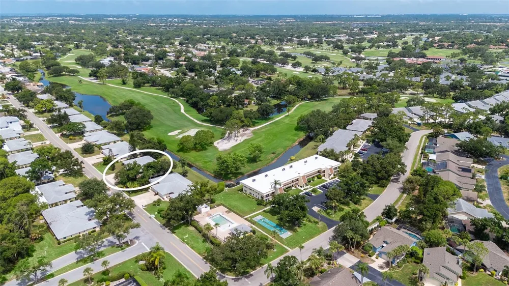 5621 PALM AIRE DRIVE Sarasota, FL 34243