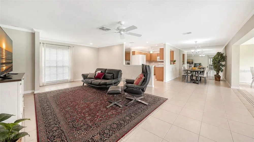 5621 PALM AIRE DRIVE Sarasota, FL 34243