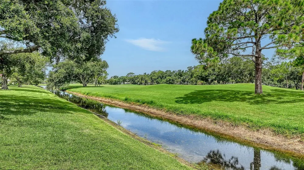5621 PALM AIRE DRIVE Sarasota, FL 34243