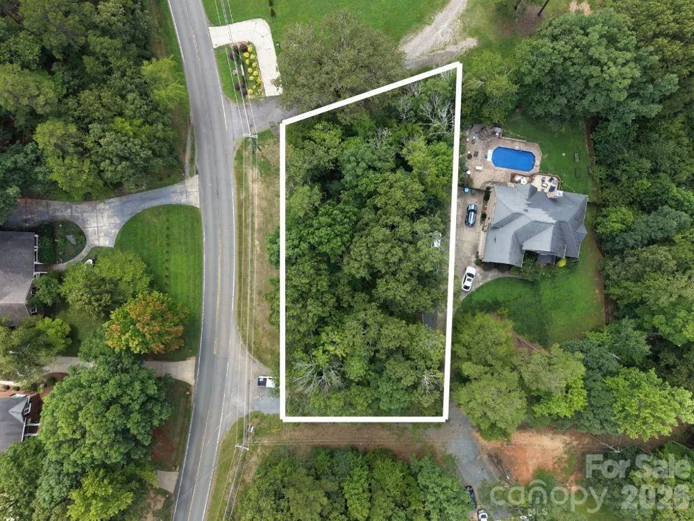 8809 Blaydon Drive Charlotte, NC 28227