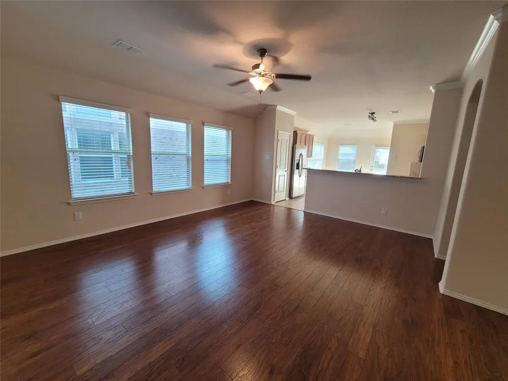 8913 Eastwood Avenue Cross Roads, TX 76227