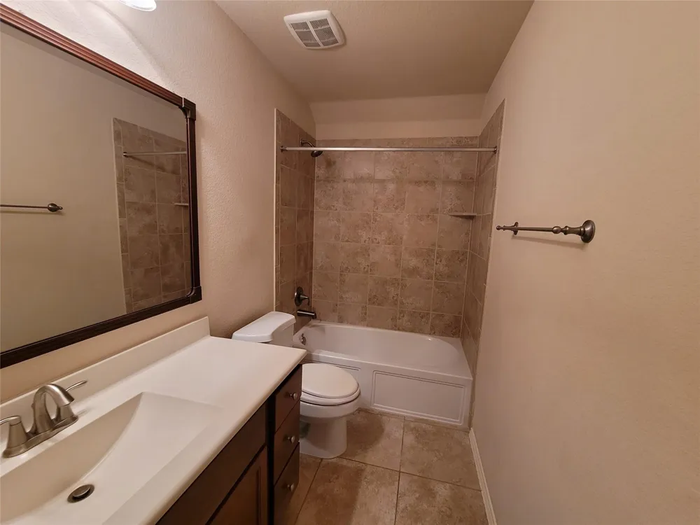 8913 Eastwood Avenue Cross Roads, TX 76227