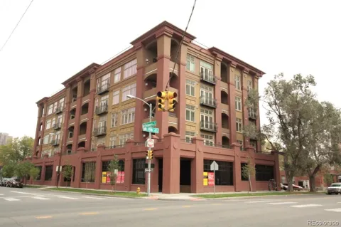 1120 Delaware Street #401