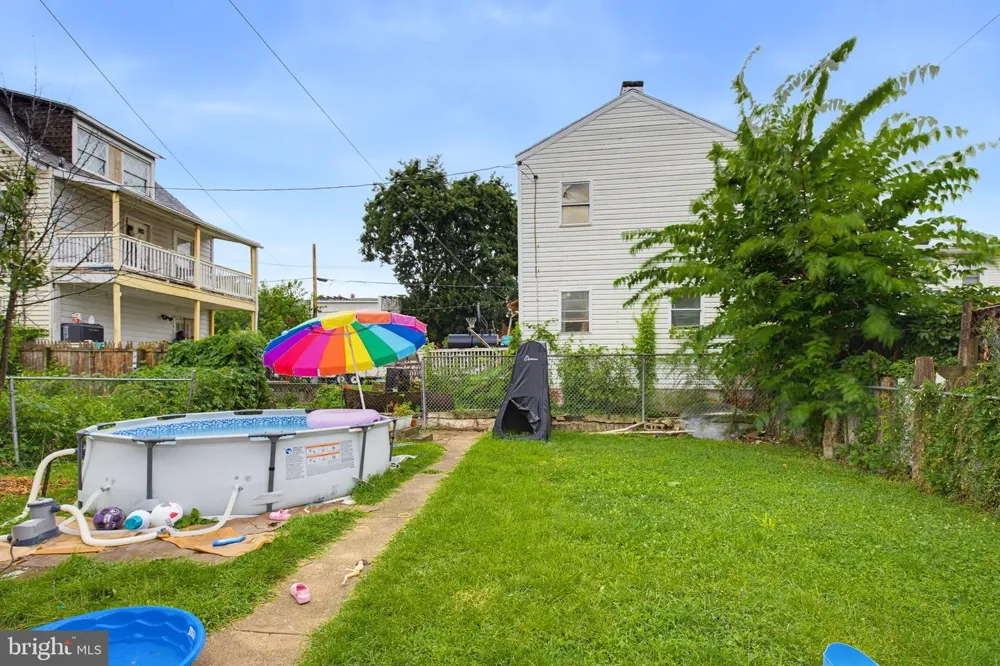 326 SMITH STREET York, PA 17401