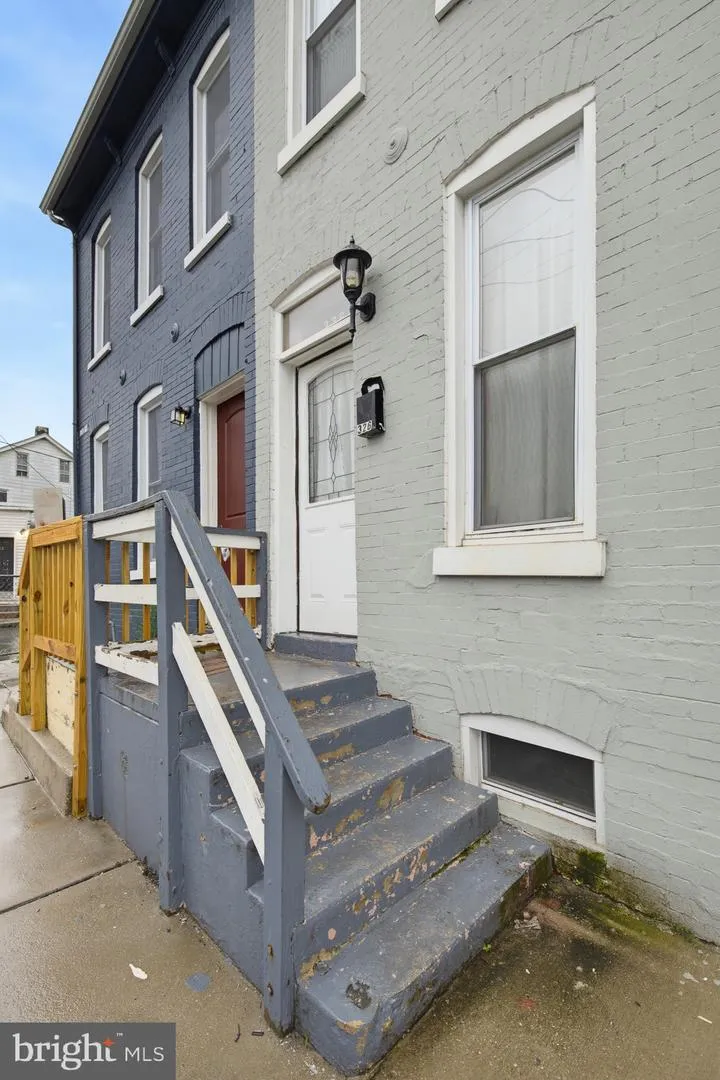 326 SMITH STREET York, PA 17401