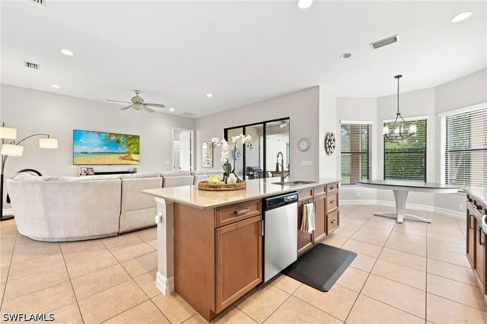 Pleasant Springs Drive Naples, FL 34119